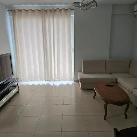 Terminal * 地拉那